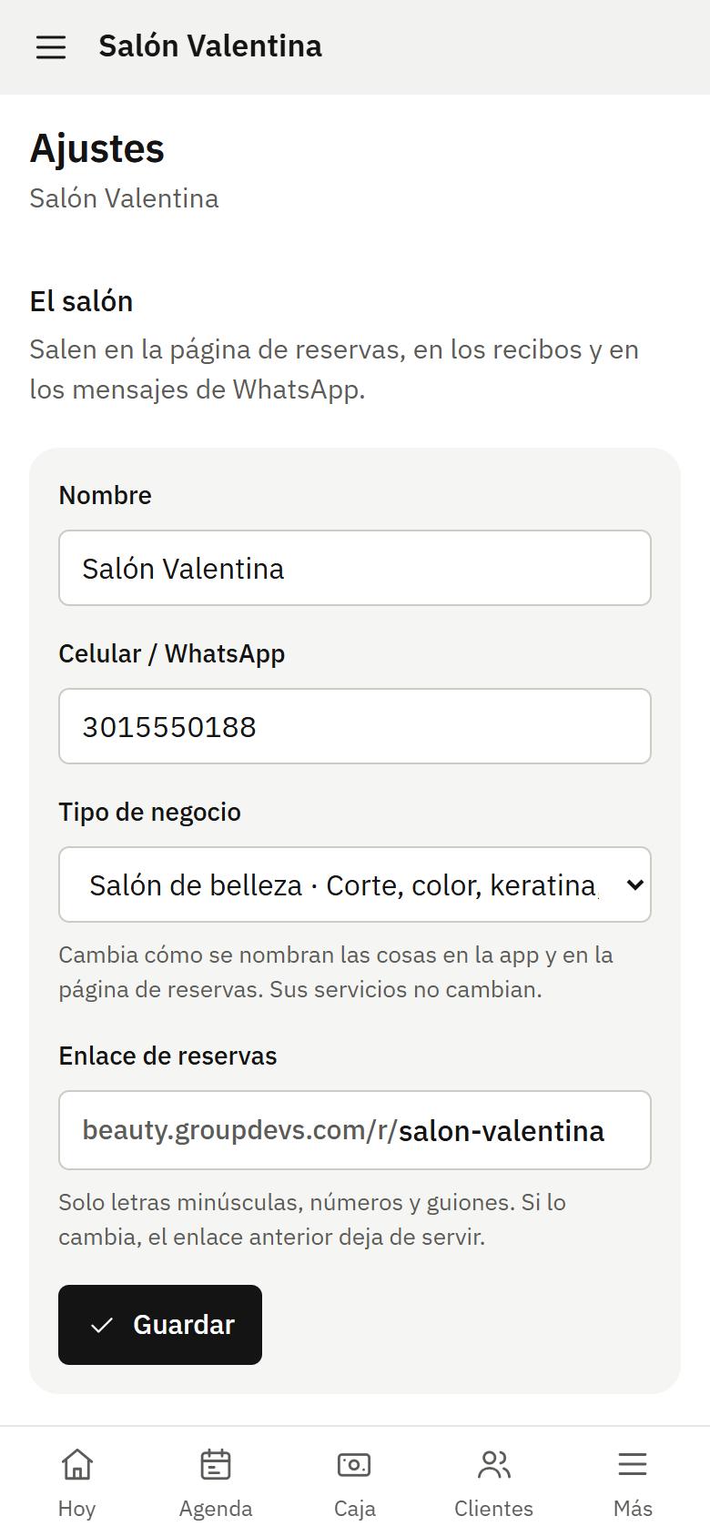 Pantalla de ajustes y enlace en el celular